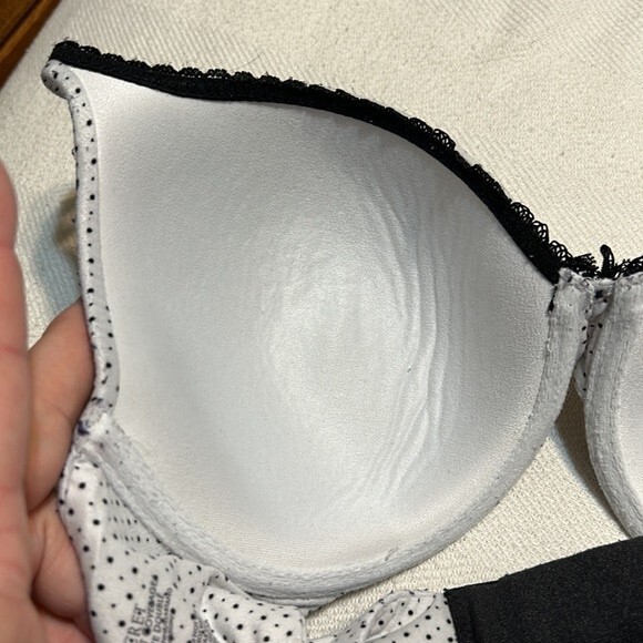 VICTORIA'S SECRET Body by Victoria Perfect Coverage 32DD White Black Polka Dot - Picture 8 of 8